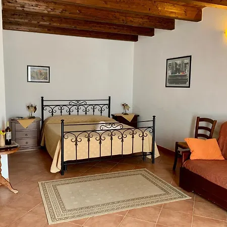 Tenute Pispisa Segesta Farm stay Calatafimi